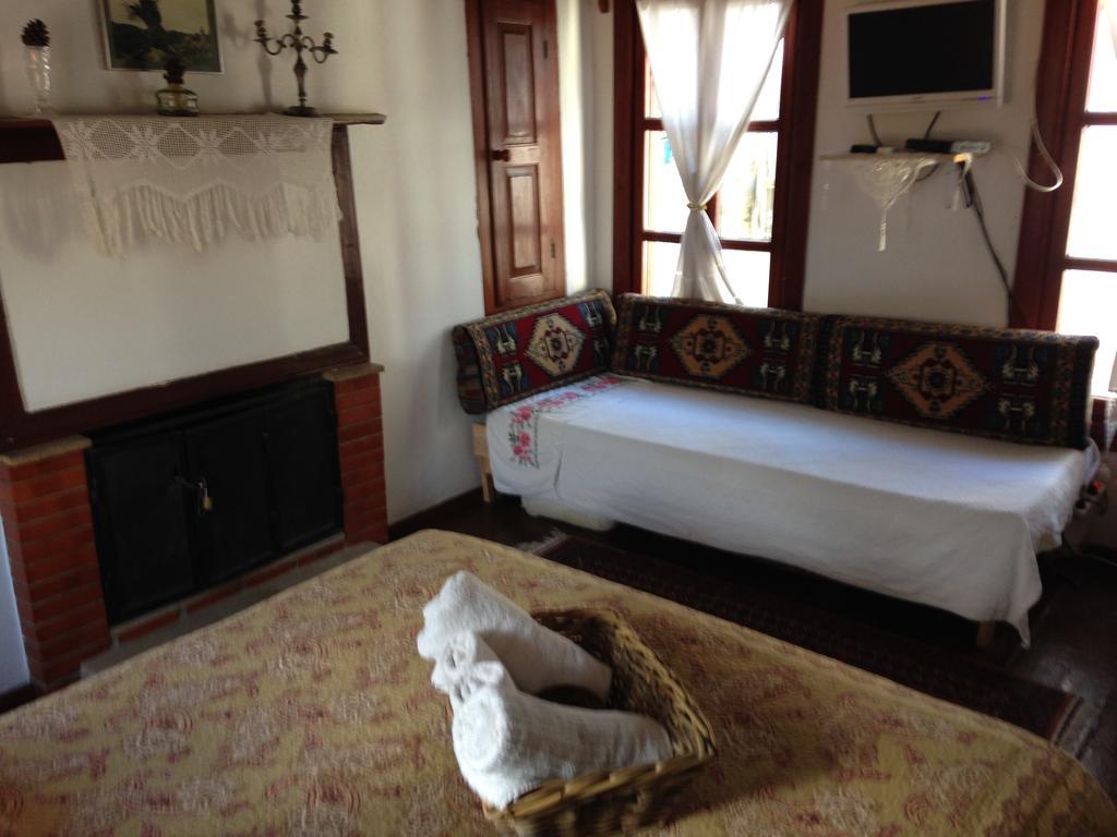 Salkim Konak Ve Agac Evler Hostal Selçuk Exterior foto